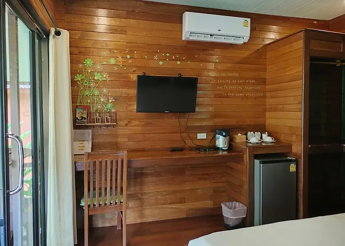 Suntisook Resort
